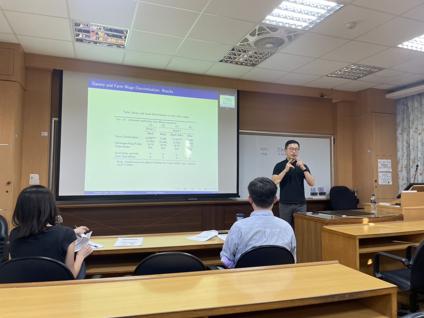 2025.12.16  中央研究院經濟研究所 張庭源 助研究員專題演講圖片