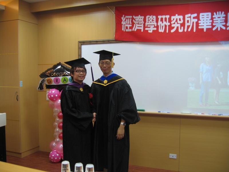 2012.06.09 經濟所畢業茶會暨撥穗儀式(三)圖片