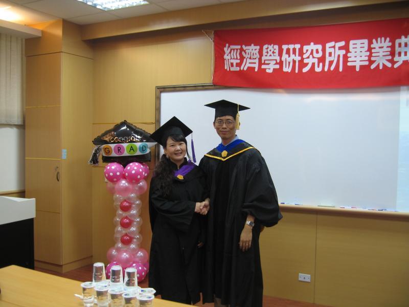 2012.06.09 經濟所畢業茶會暨撥穗儀式(三)圖片