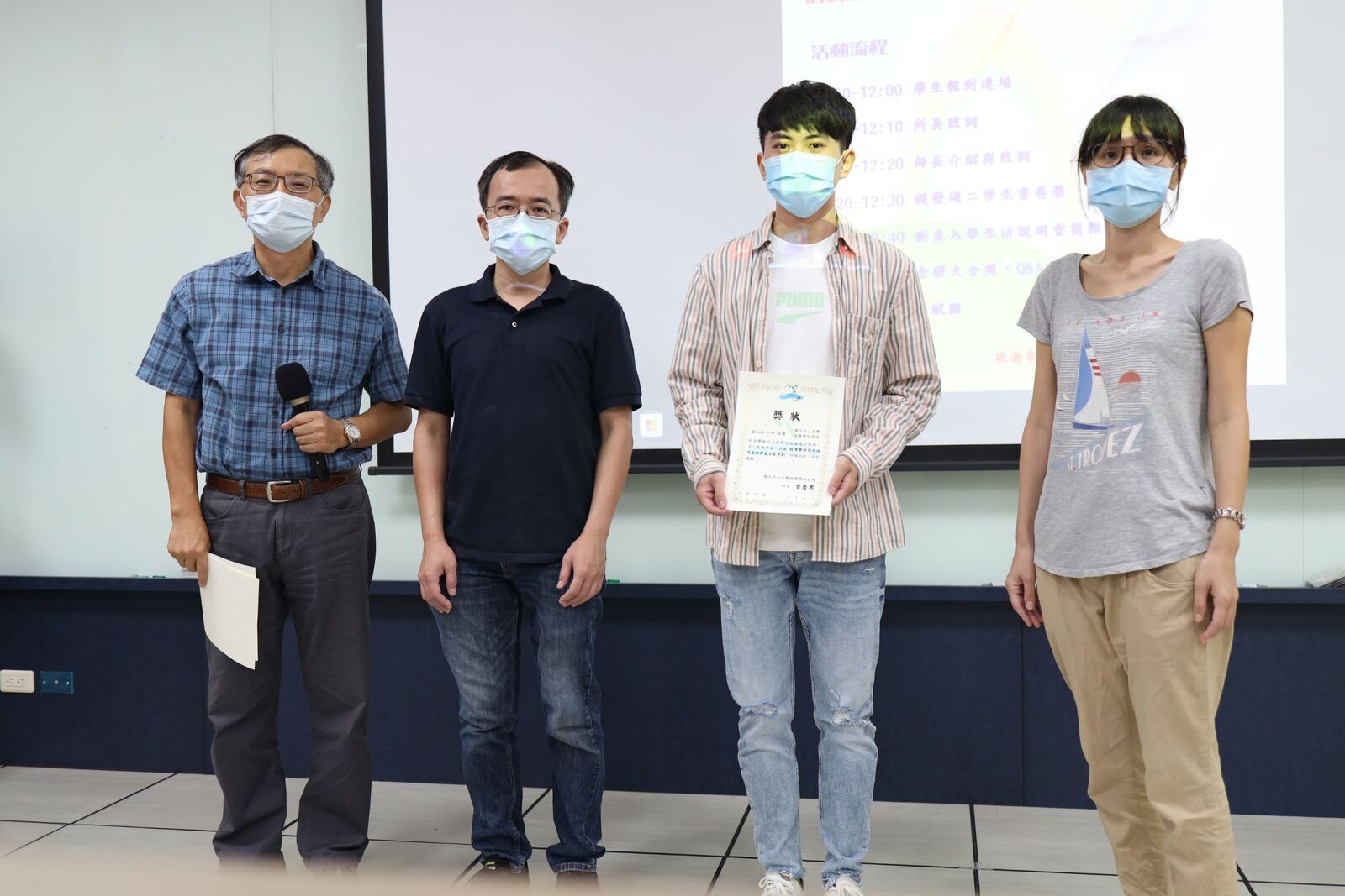 2022.09.13 111學年度經濟所碩士班新生入學生活說明會暨迎新座談會圖片