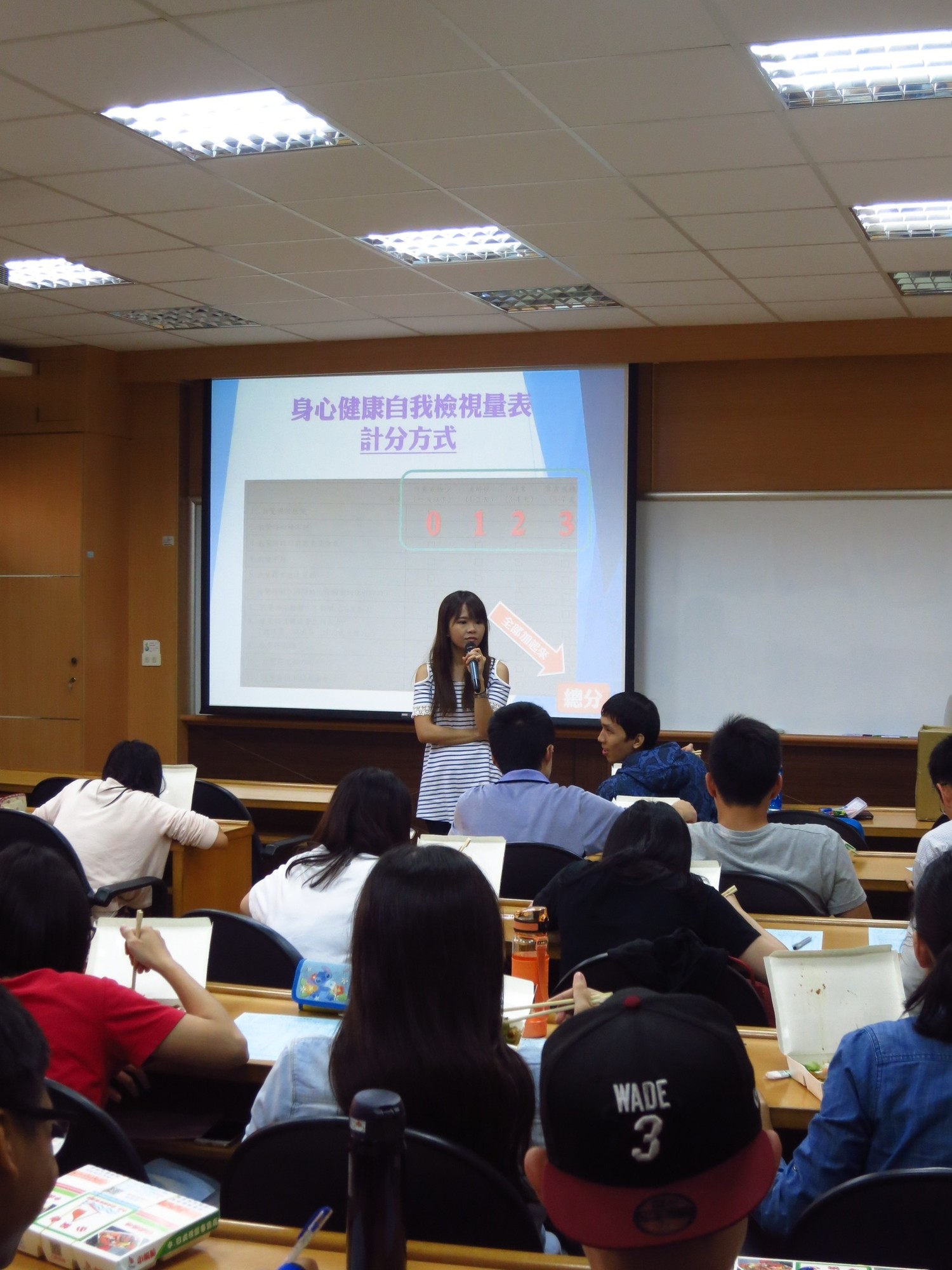 2015.10.27 諮職組舉辦「新生迎新座談-與壓力共存」圖片
