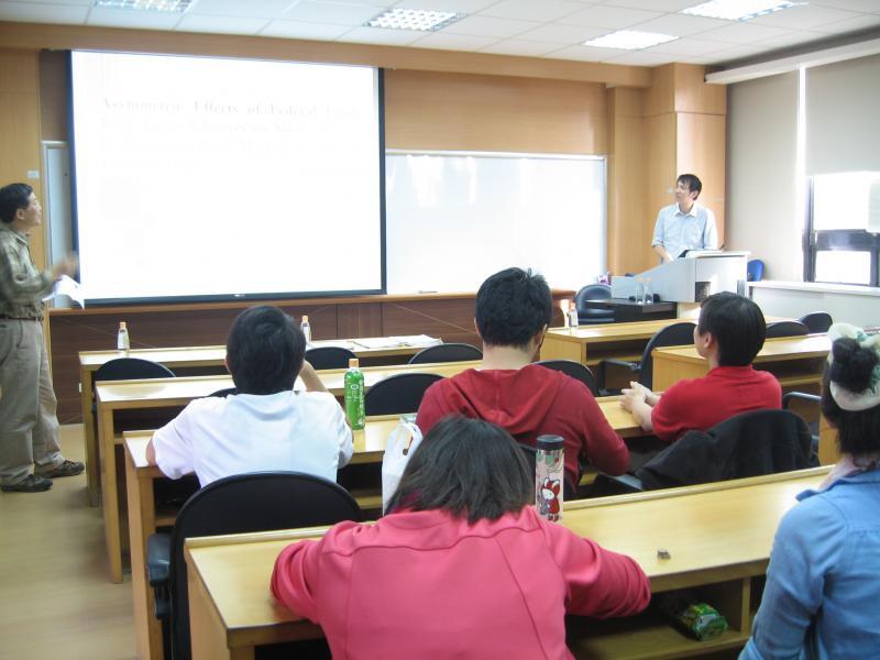 2012.11.13蔡群立副教授圖片