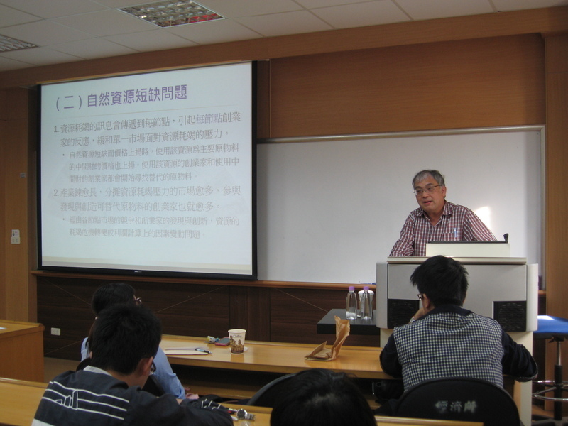 2013.12.24 黃春興副教授圖片