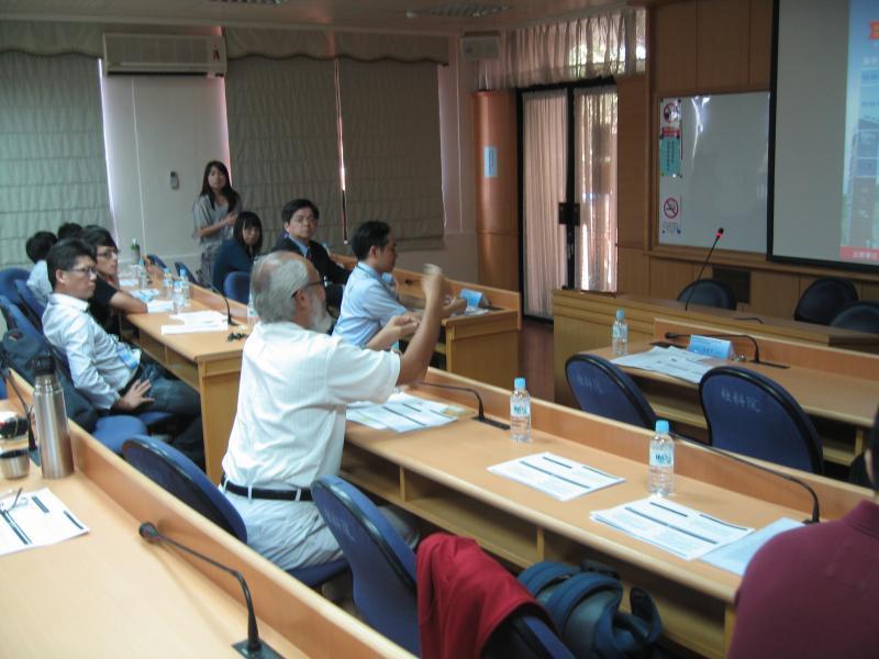 2012.10.13 經濟學國際期刊排序分級更新計畫研究成果南部地區發表會(二)圖片