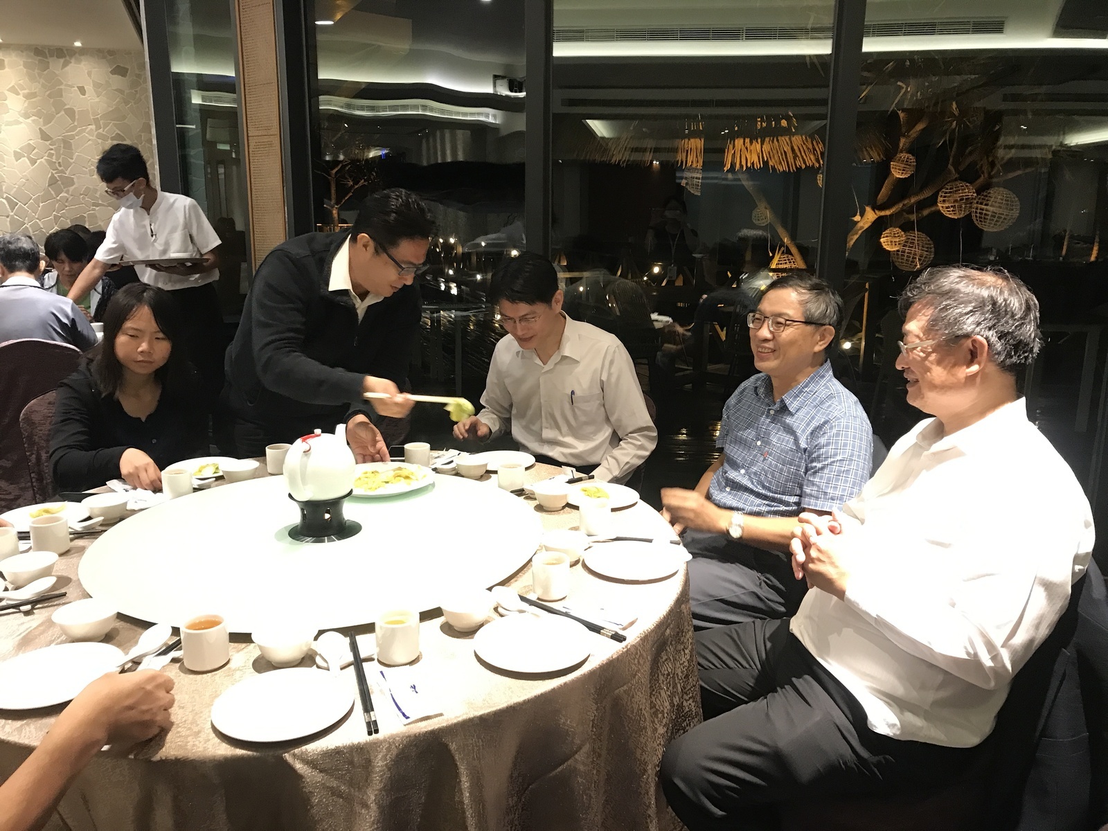 2020.10.22 109學年度經濟所碩專班新生入學生活說明圖片