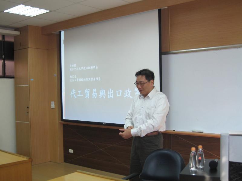 2012.12.11 吳世傑教師圖片