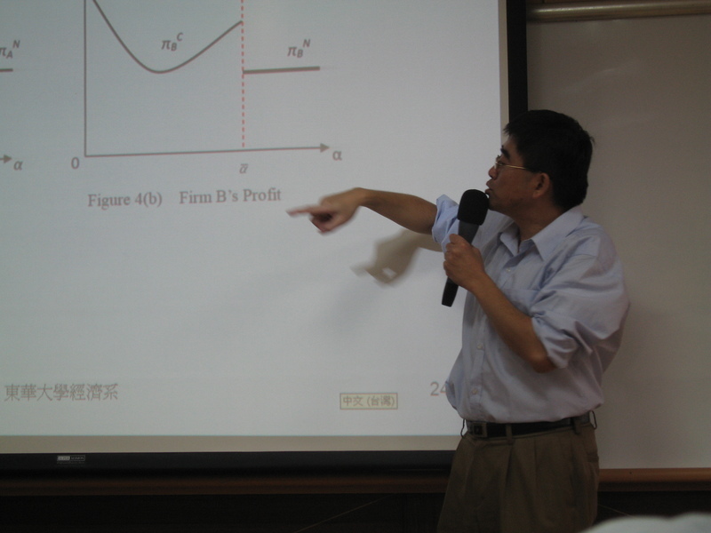 2013.12.03 邱俊榮教授圖片