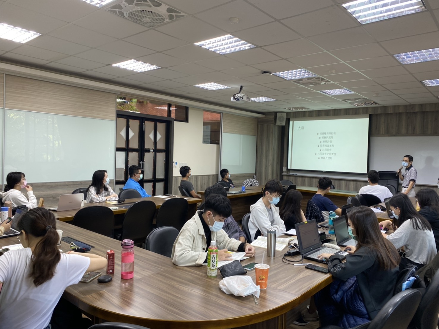 2020.11.28 瑞銀投資系列講座圖片
