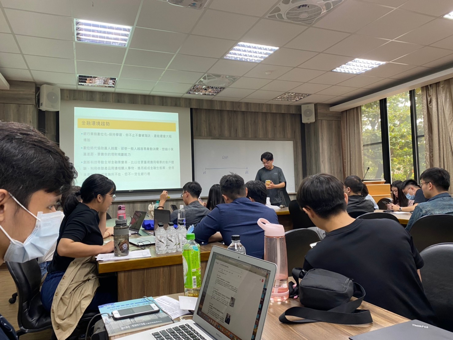2020.11.14 馮振杰所友 座談題目：金融領域的職涯發展圖片