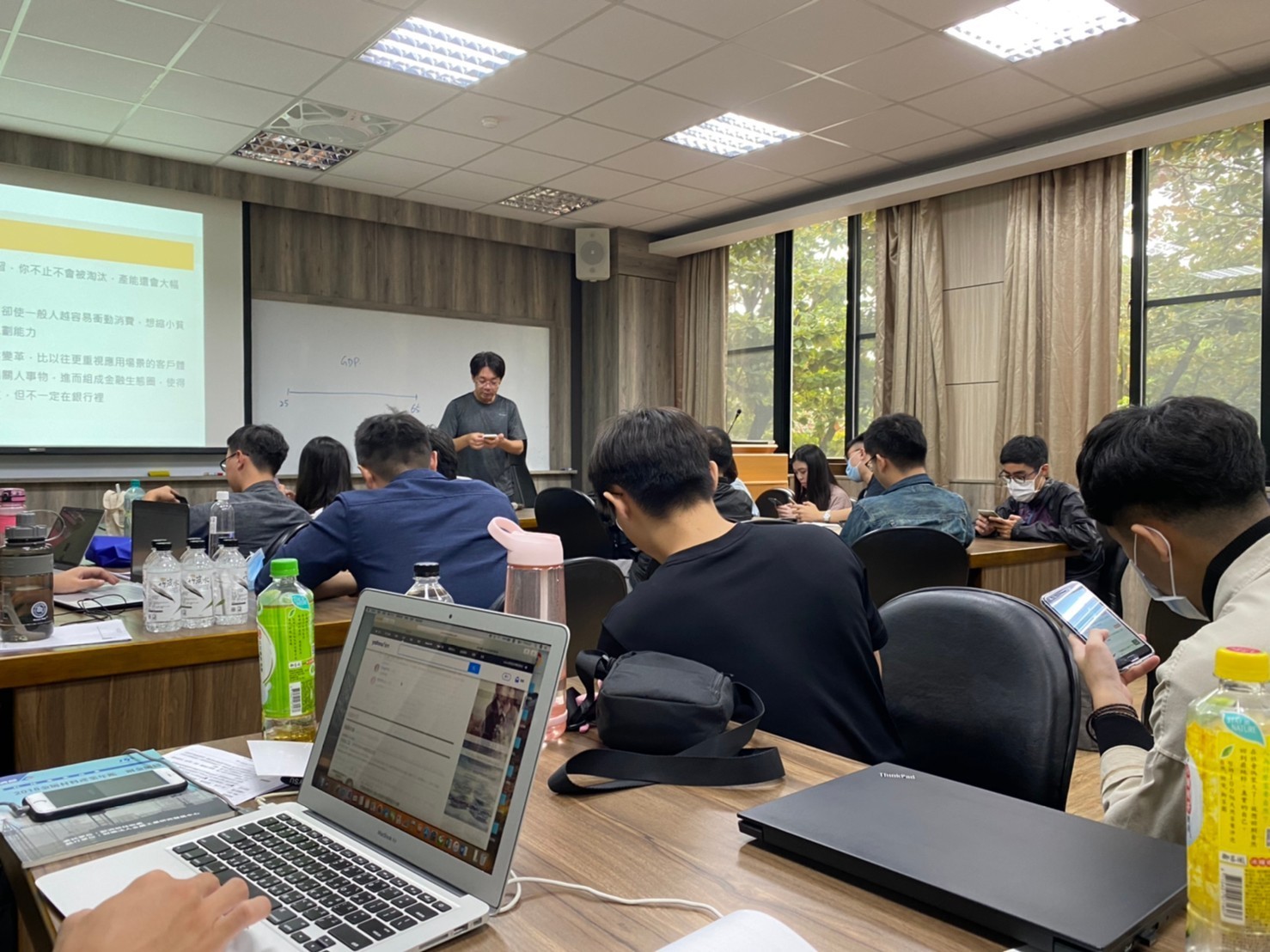 2020.11.14 馮振杰所友 座談題目：金融領域的職涯發展圖片