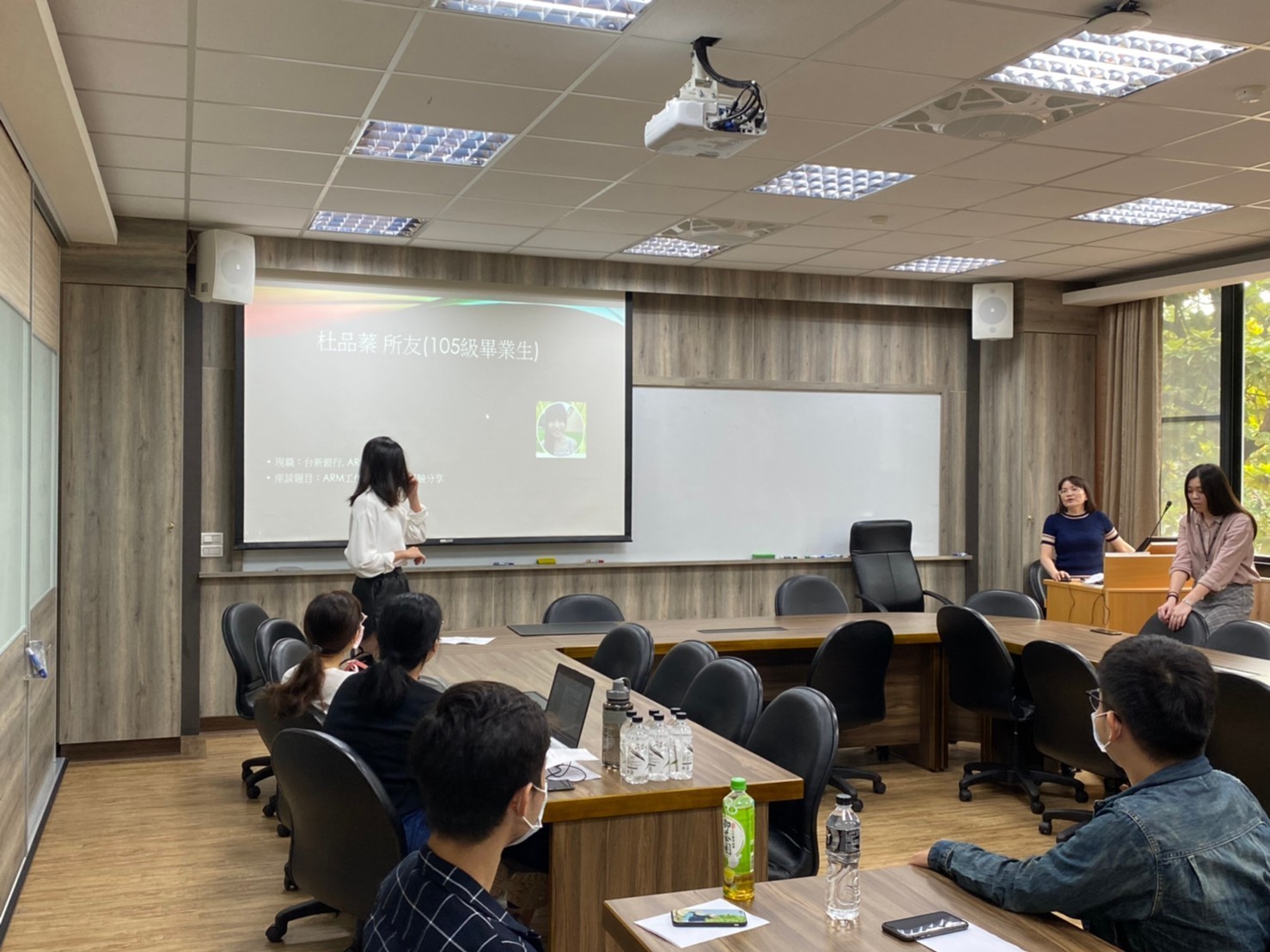 2020.11.14 杜品蓁所友 座談題目：ARM工作內容之工作經驗分享圖片