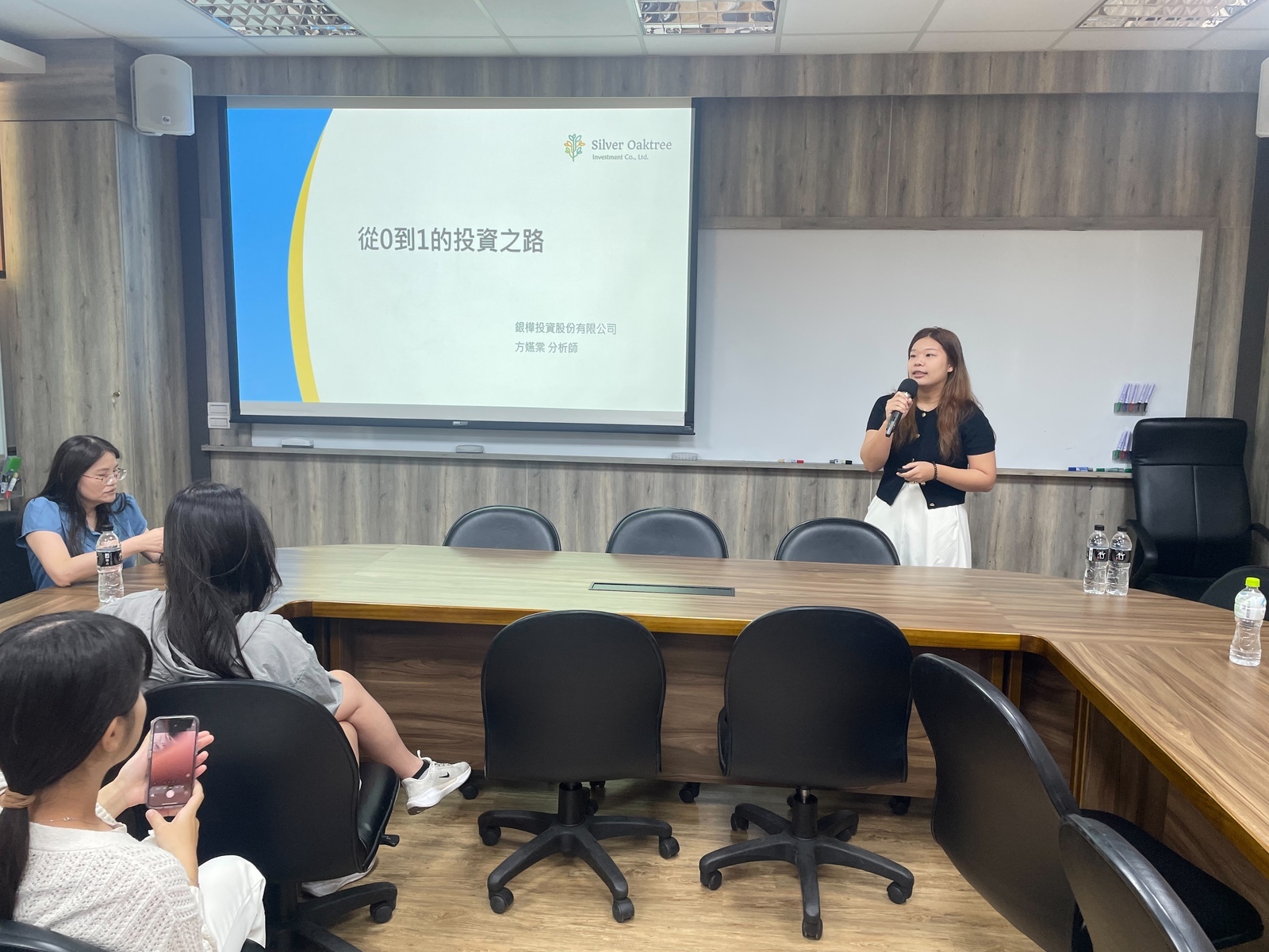 2025.11.01 所友職涯分享( 陳昆陽 方嬿棠 )圖片