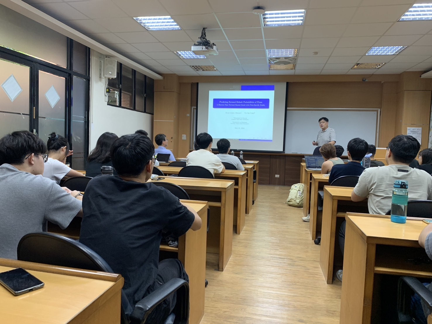 2024.05.21 國立成功大學經濟學系陳奕奇教授 演講圖片